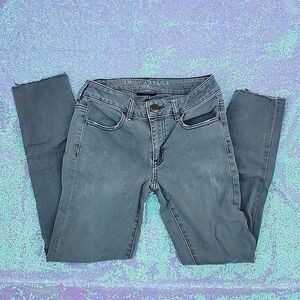 American Eagle Women's Jeans Super Super Stretch, Size 2!